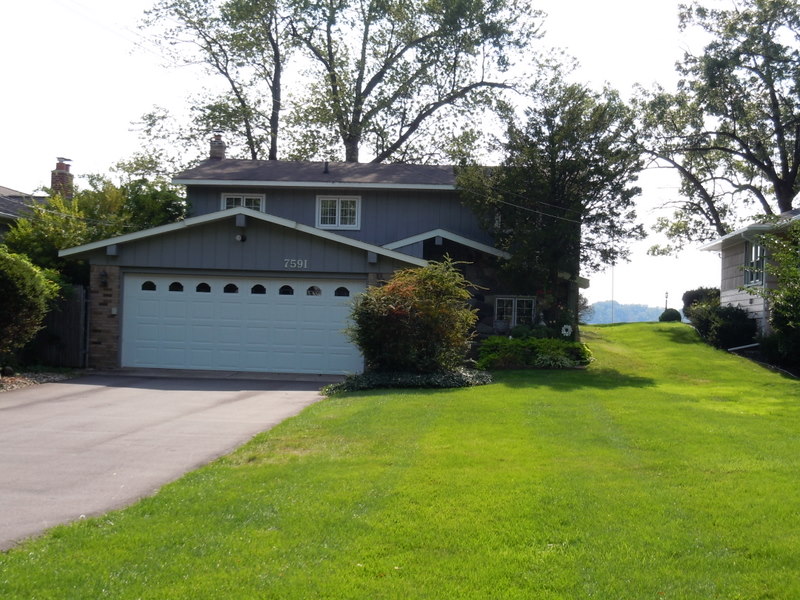 waterfront homes union lake commerce township michigan